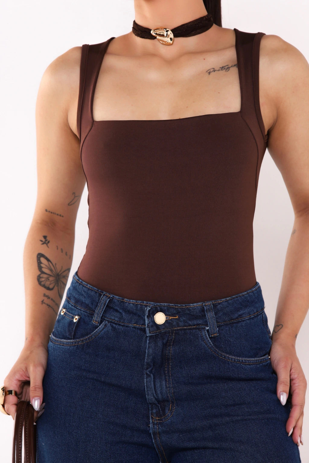 Blusa Decote Reto