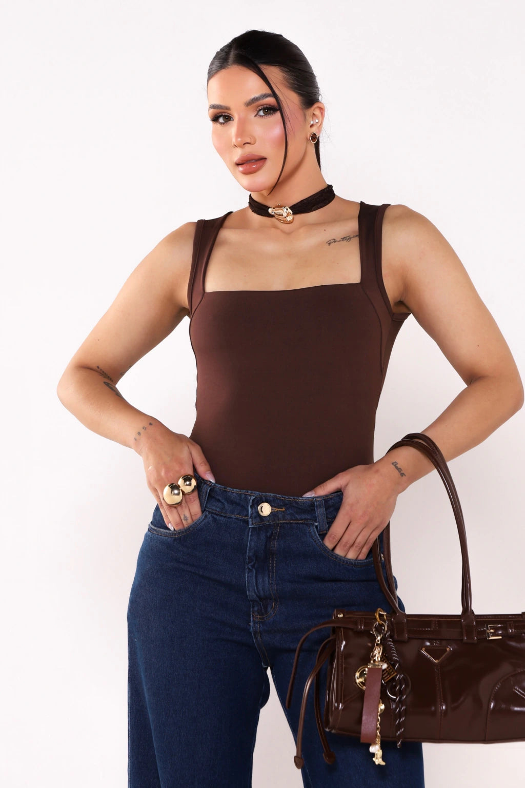 Blusa Decote Reto